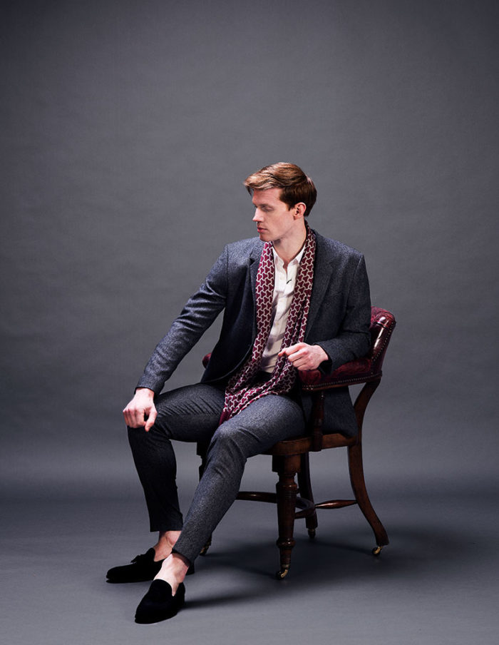 Men’s-red-burgundy-cashmere-blend-scarf